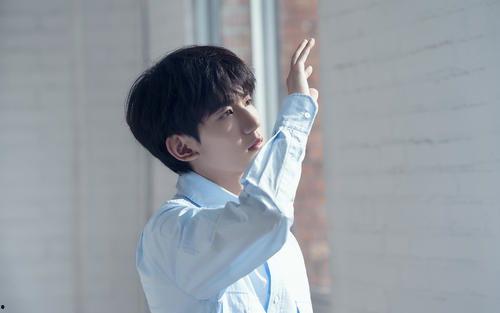 王源最新八卦爆料,神秘女友身份引网友热议